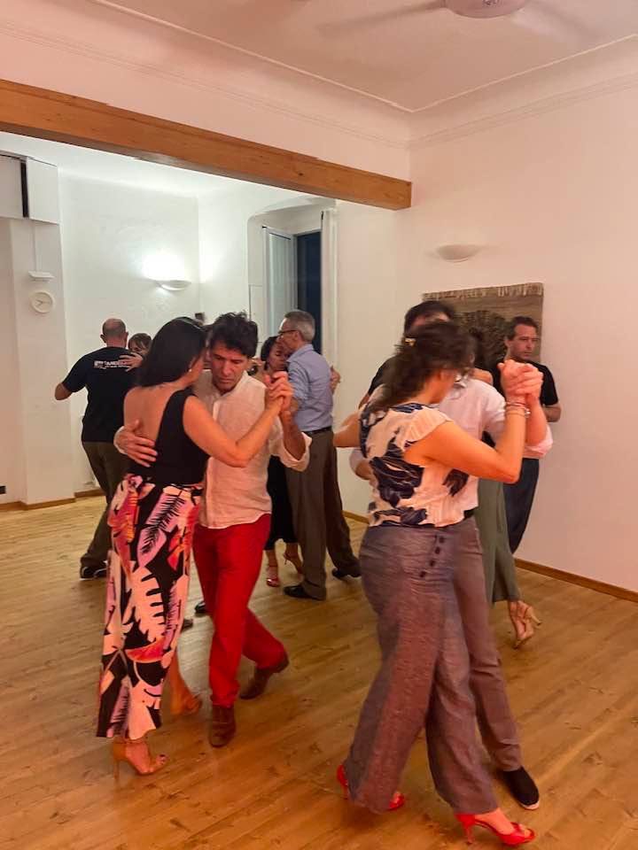 Lezione di Tango all'Associazione Meridiana Genova